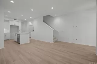 Photo #4: NDP2509027 Listing