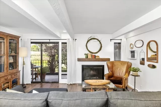 MLS: NDP2509061 Condo For Sale