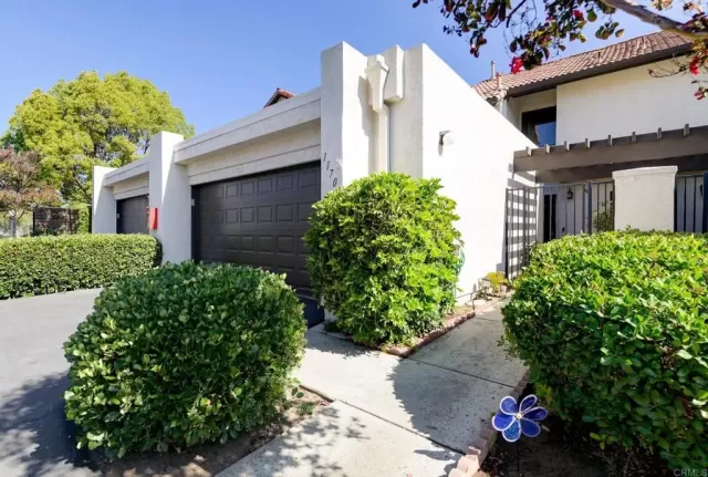 MLS: NDP2509127 Condo For Sale