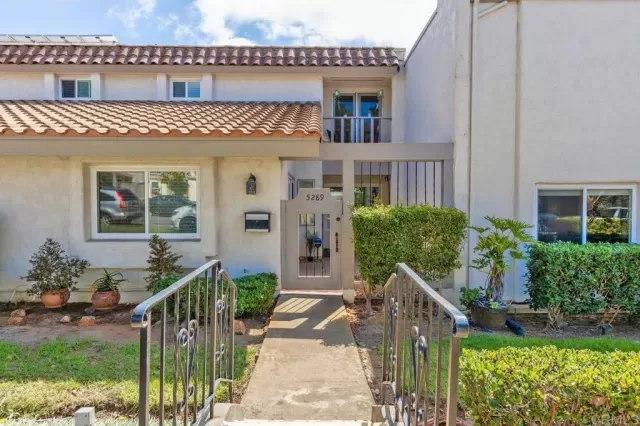 MLS: NDP2509455 Condo For Sale