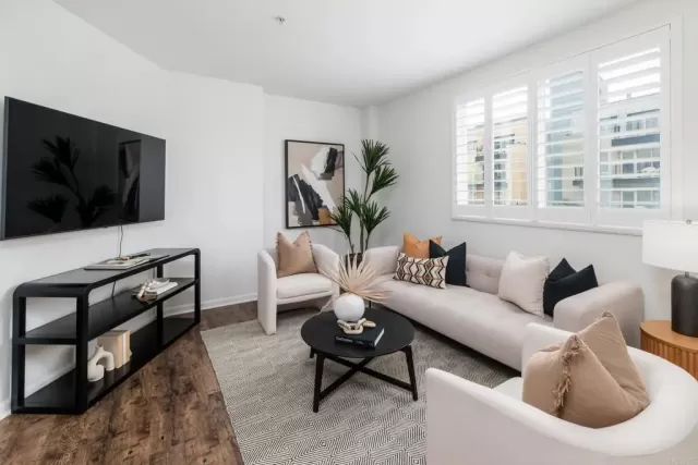 MLS: NDP2509566 Condo For Sale