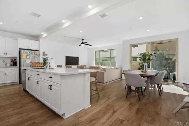 MLS: NDP2509614 Condo For Sale