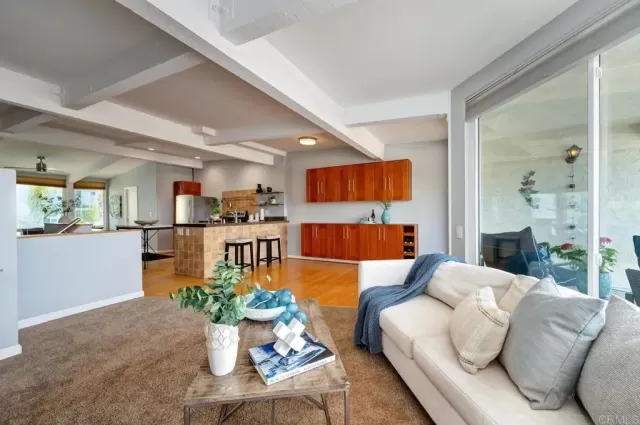 MLS: NDP2509776 Condo For Sale