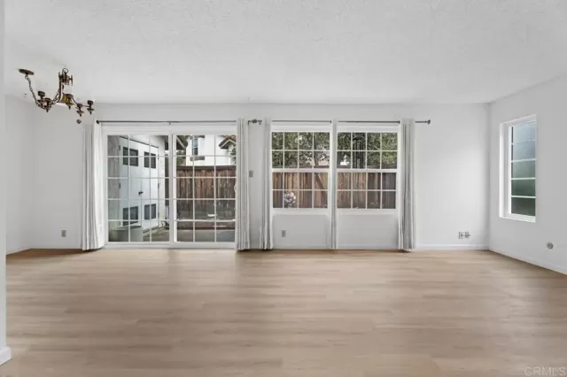 MLS: NDP2509819 Condo For Sale