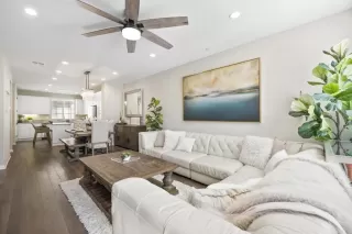 Photo #2: NDP2509880 Listing