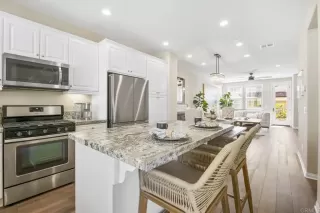 Photo #4: NDP2509880 Listing