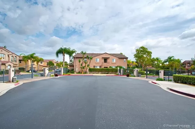 MLS: NDP2509969 Condo For Sale