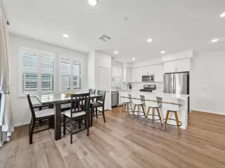 Photo #5: NDP2509989 Listing