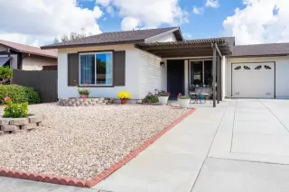 PEACOCK HILLS Condos for Sale