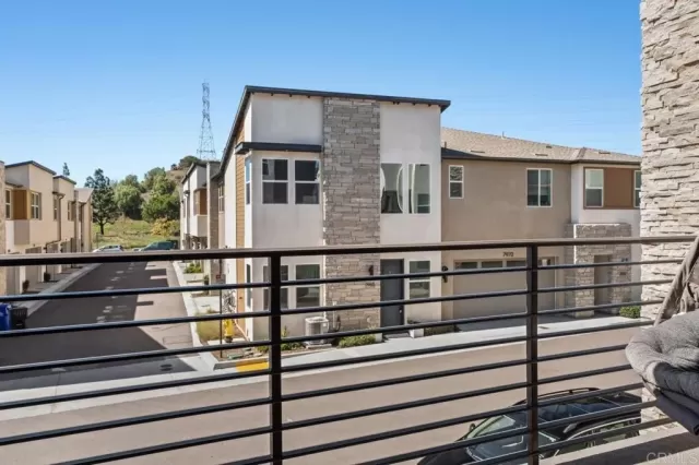 MLS: NDP2510068 Condo For Sale