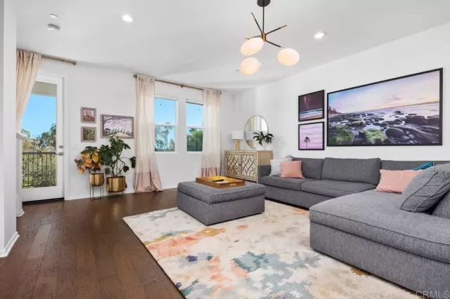 MLS: NDP2510275 Condo For Sale