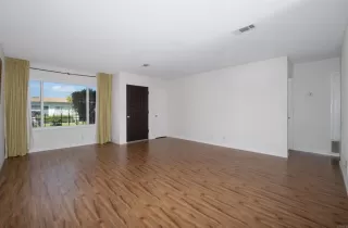 Photo #5: NDP2510278 Listing