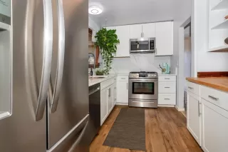 Photo #4: NDP2510290 Listing