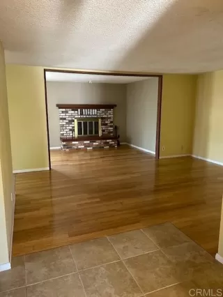 Photo #5: NDP2510585 Listing 