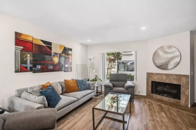 MLS: NDP2510657 Condo For Sale