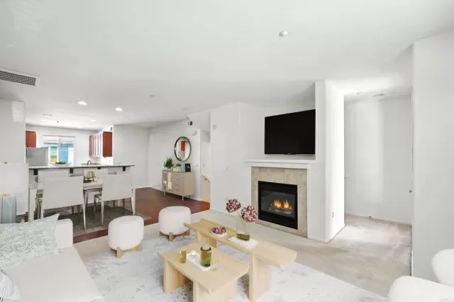 MLS: NDP2510768 Condo For Sale