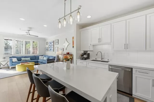 MLS: NDP2510844 Condo For Sale