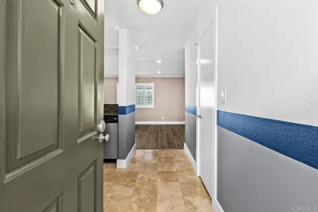 MLS: NDP2510987 Condo For Sale