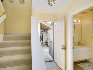 Photo #4: NDP2510996 Listing