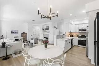 Photo #2: NDP2511011 Listing 