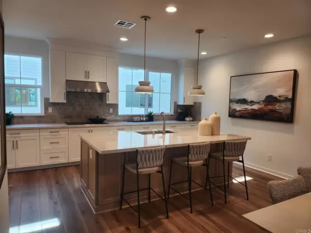 MLS: NDP2511155 Condo For Sale