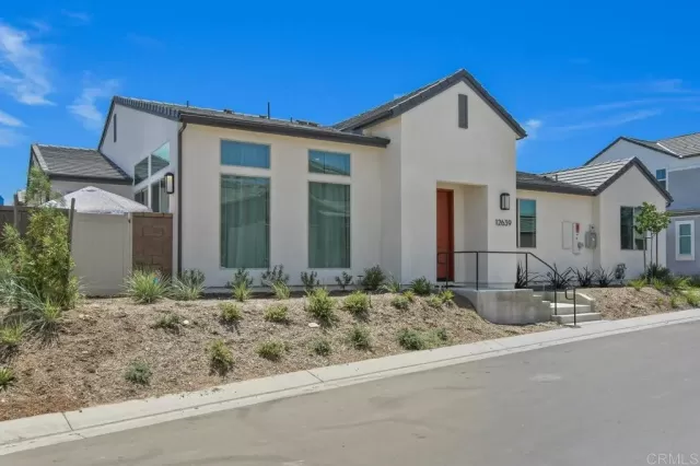 MLS: NDP2511405 Condo For Sale