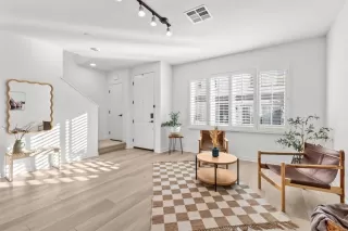 Photo #2: NDP2511635 Listing