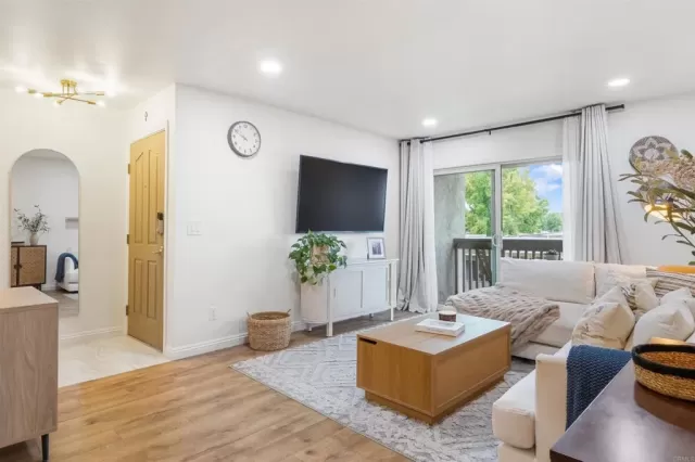 MLS: NDP2600231 Condo For Sale