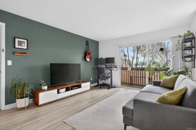 MLS: NDP2600269 Condo For Sale