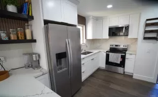 Browse active condo listings in WYNDHAM PLACE