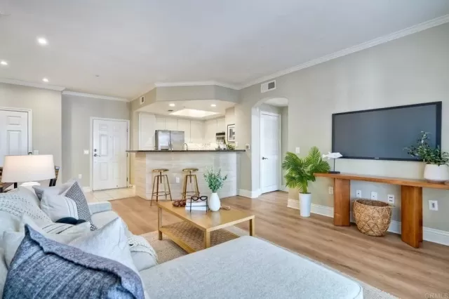 MLS: NDP2600515 Condo For Sale