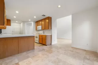 Photo #5: NDP2600569 Listing 