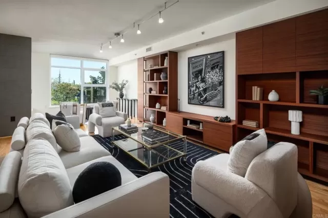 MLS: NDP2600571 Condo For Sale