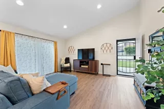 Photo #2: NDP2600783 Listing