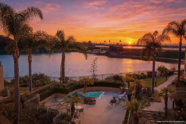 MLS: NDP2600873 Condo For Sale