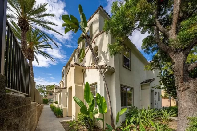 MLS: NDP2601054 Condo For Sale