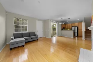 Photo #4: NDP2601054 Listing