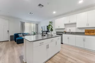 Photo #4: NDP2601424 Listing 