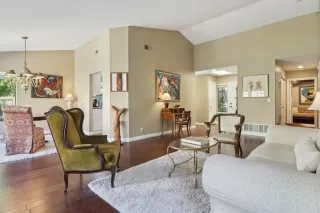 Photo #5: NDP2602019 Listing