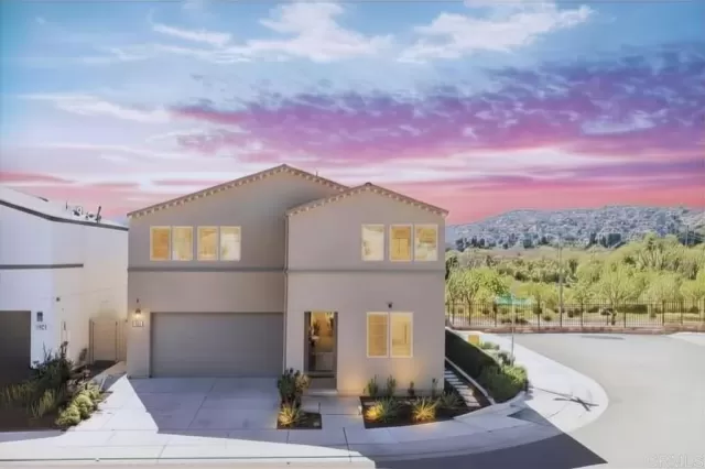 MLS: NDP2602124 Condo For Sale