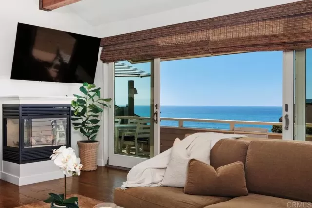 MLS: NDP2602226 Condo For Sale