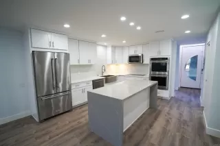 Browse active condo listings in ENCINITAS BLUFFS