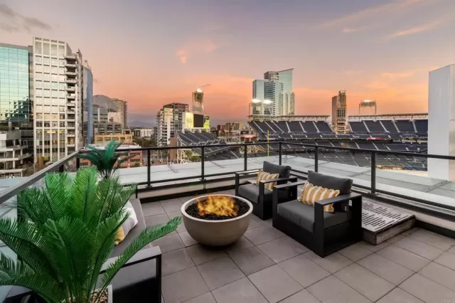 MLS: NDP2602546 Condo For Sale