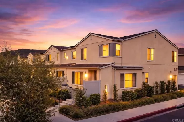 MLS: NDP2602697 Condo For Sale