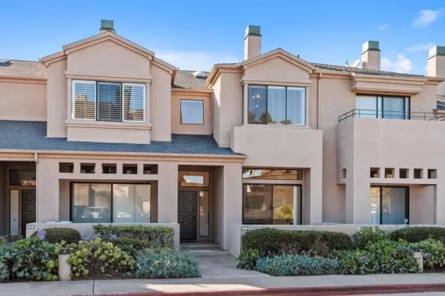 MLS: NDP2602807 Condo For Sale