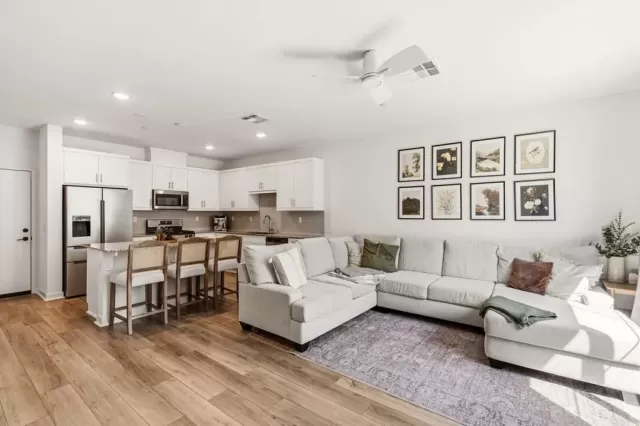 MLS: NDP2602878 Condo For Sale