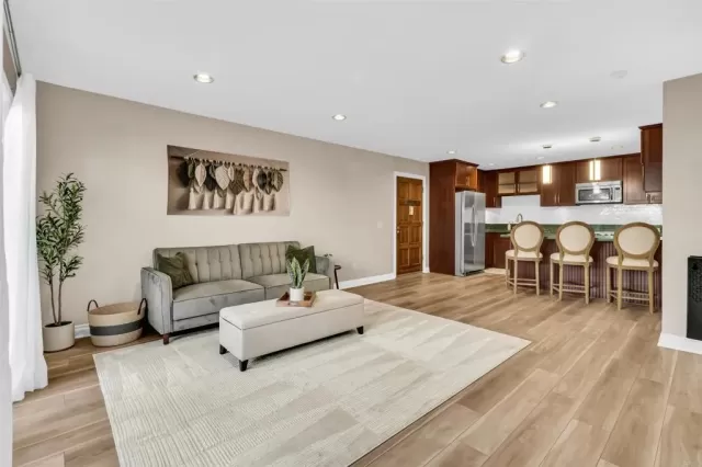 MLS: NDP2602968 Condo For Sale