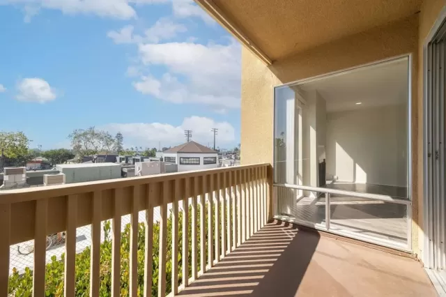 MLS: NDP2603055 Condo For Sale