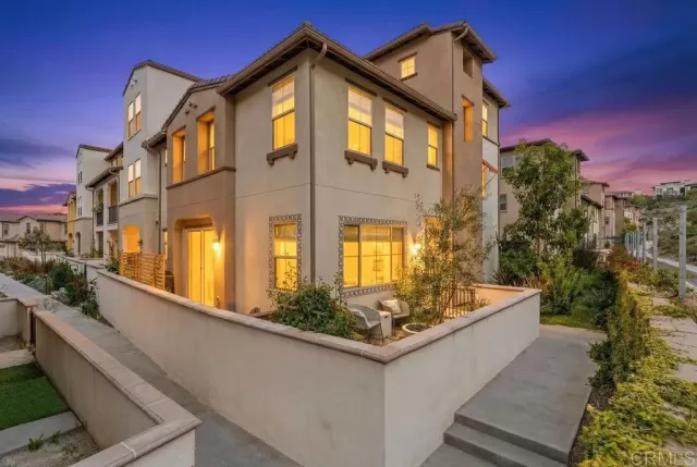 MLS: NDP2603075 Condo For Sale