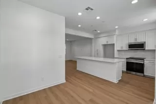 Photo #4: NDP2603120 Listing